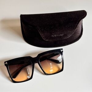 Tom Ford ‘Sabrina’ Oversized Acetate Sunglasses